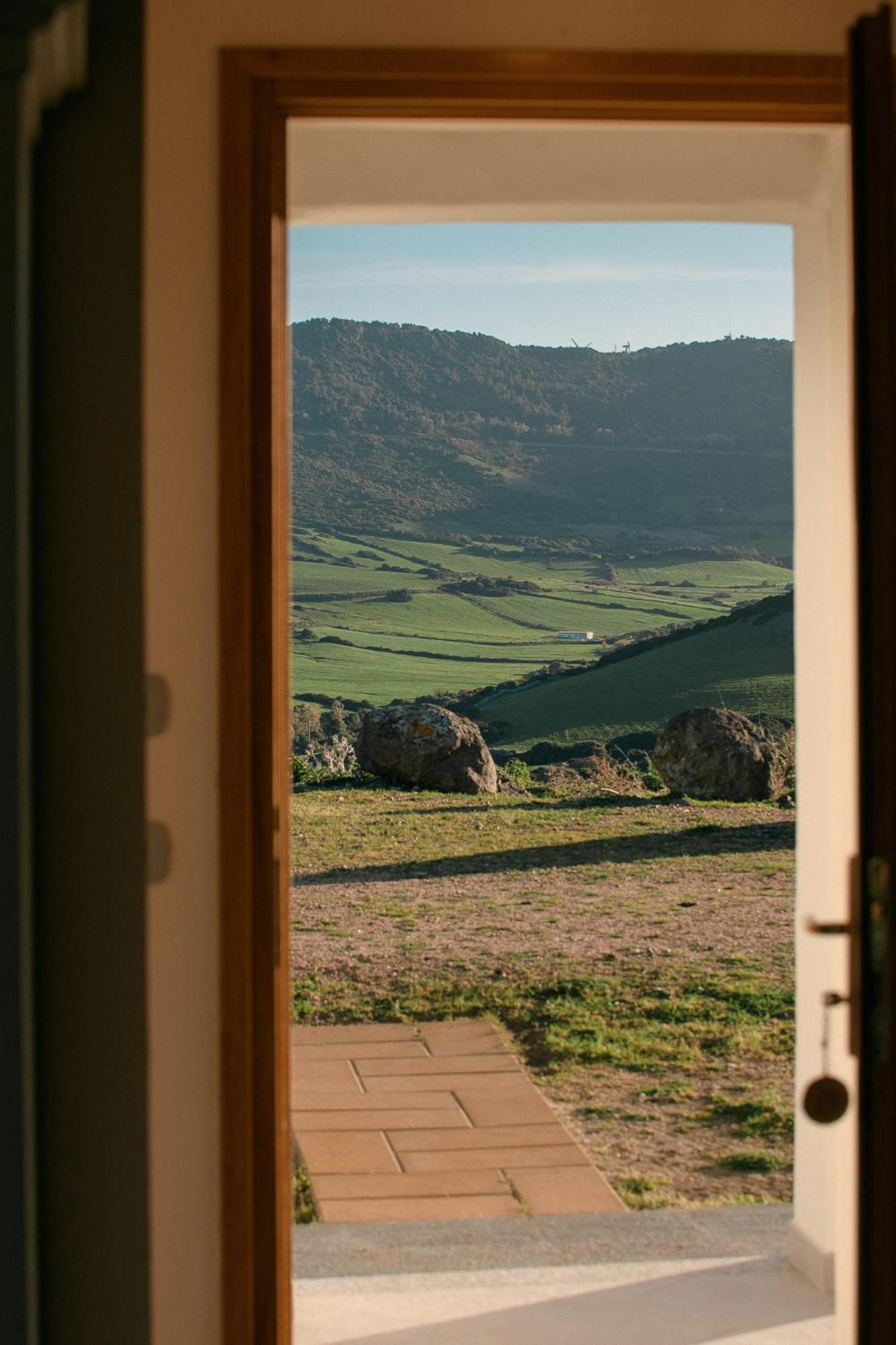 New Suites Sea View Sardinia, กัสเตลซาร์โด ภายนอก รูปภาพ